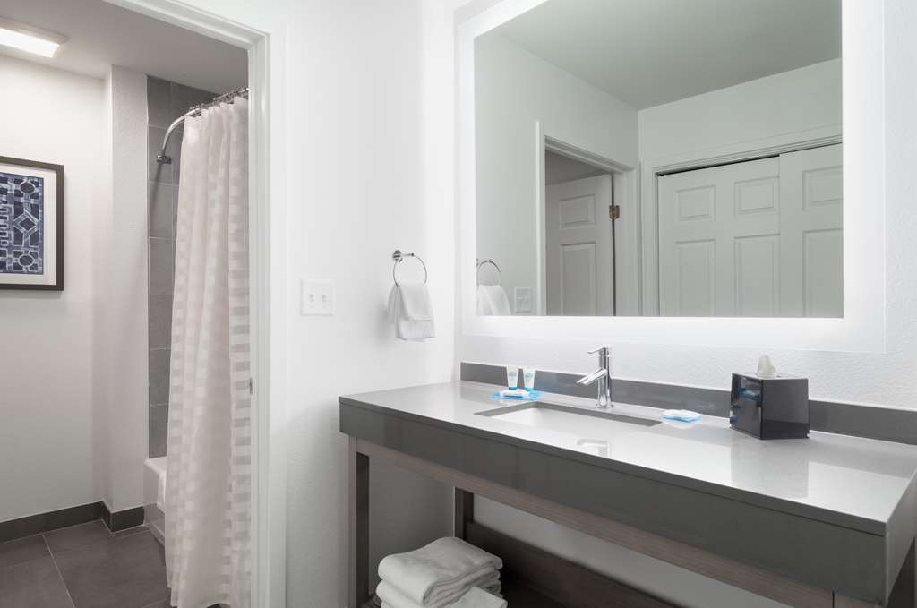 HYATT house White Plains - photo 17