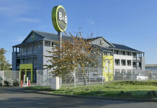B B Hotel Le Mans Sud — Arnage