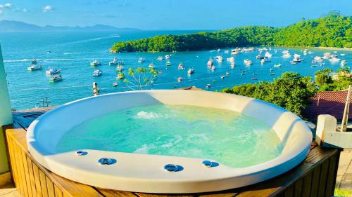 Morada Sintra Caixadaço in Porto Belo, Brasil