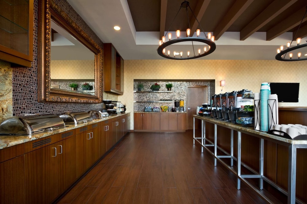 Homewood Suites by Hilton Baltimore - photo 21