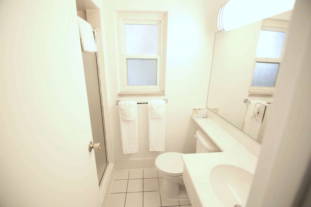 Travelodge by Wyndham Burbank Glendale - photo 10