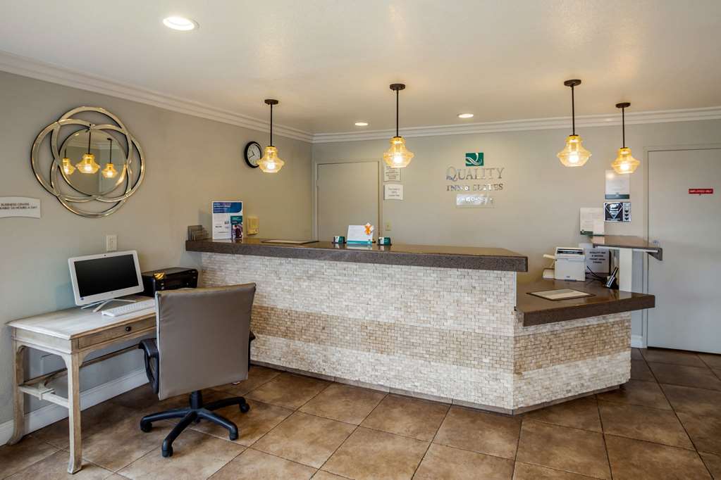 Quality Inn & Suites El Cajon San Diego East - photo 4