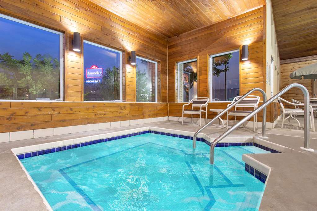 AmericInn by Wyndham Boscobel - photo 11
