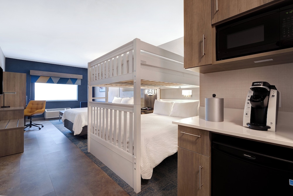 Holiday Inn Express & Suites Moab by IHG - photo 28