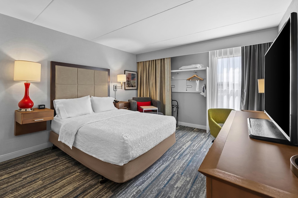 Hampton Inn Toledo South Maumee - photo 10