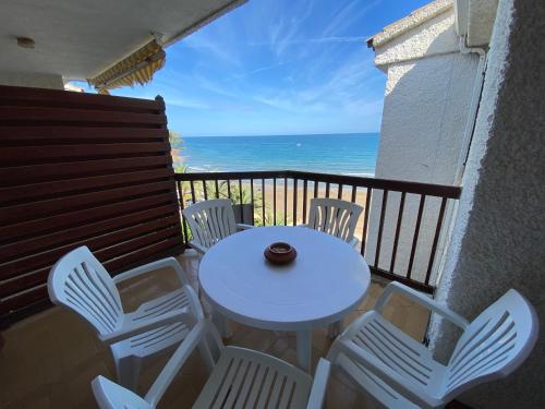 Apartamentos Vista Alegre Altamar — 4-Star Luxury Hotel in Alcoceber, Spain