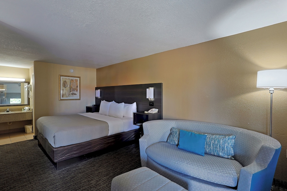 Quality Inn Kennedy Space Center - photo 25