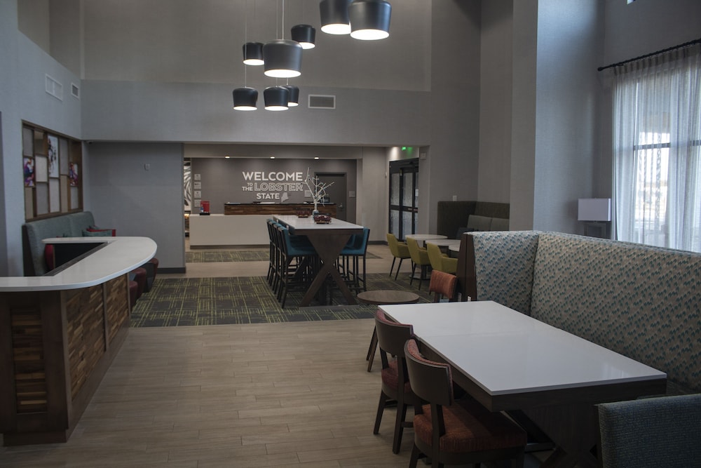 Hampton Inn & Suites Portland West - photo 90