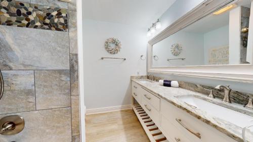 Beach Manor 0310 - photo 23