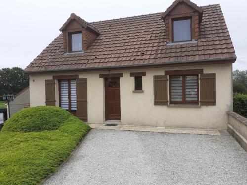 Hébergement individuel chez particulier proche 24h du Mans in La Milesse, France