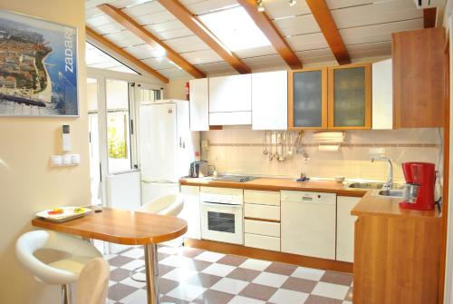 Apartment Eva — 4-Star Luxury Hotel in Zadar, Croatia