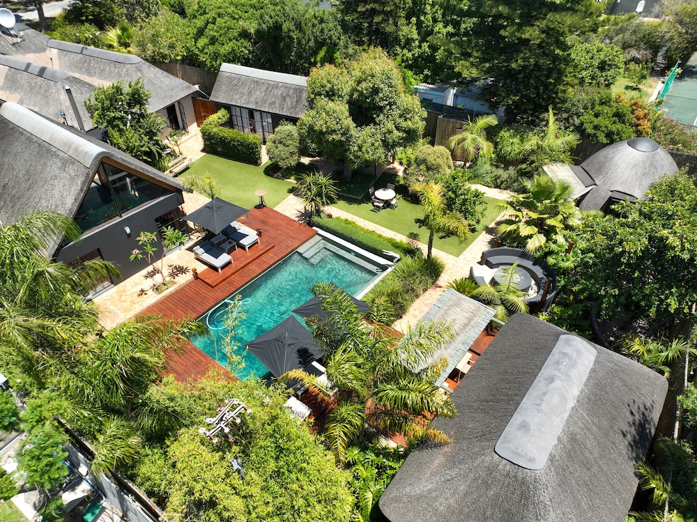Garden Retreat Adults Only — 4-Star Luxury Hotel in Cape Town, South Africa