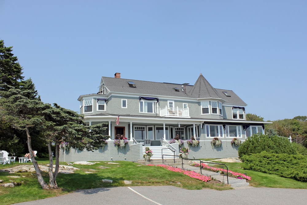 Cape Arundel Inn & Resort - photo 32