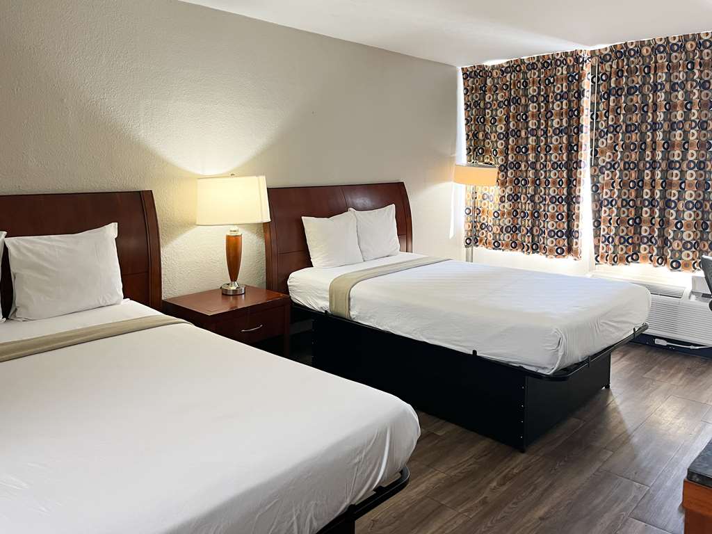 Motel 6 Raleigh NC Downtown South - photo 22