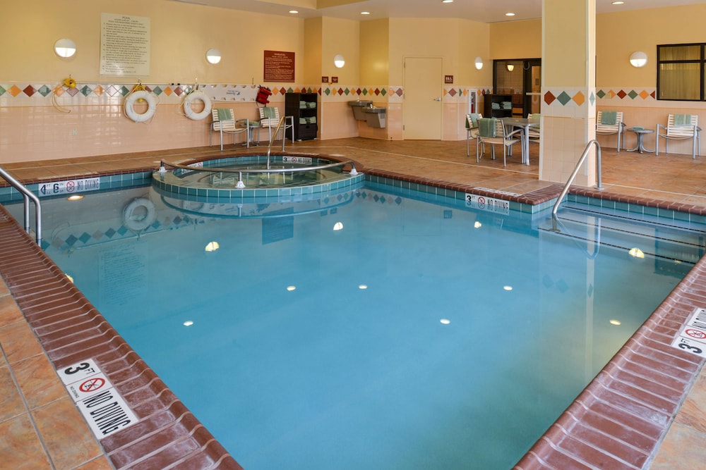 Hilton Garden Inn Terre Haute - photo 58