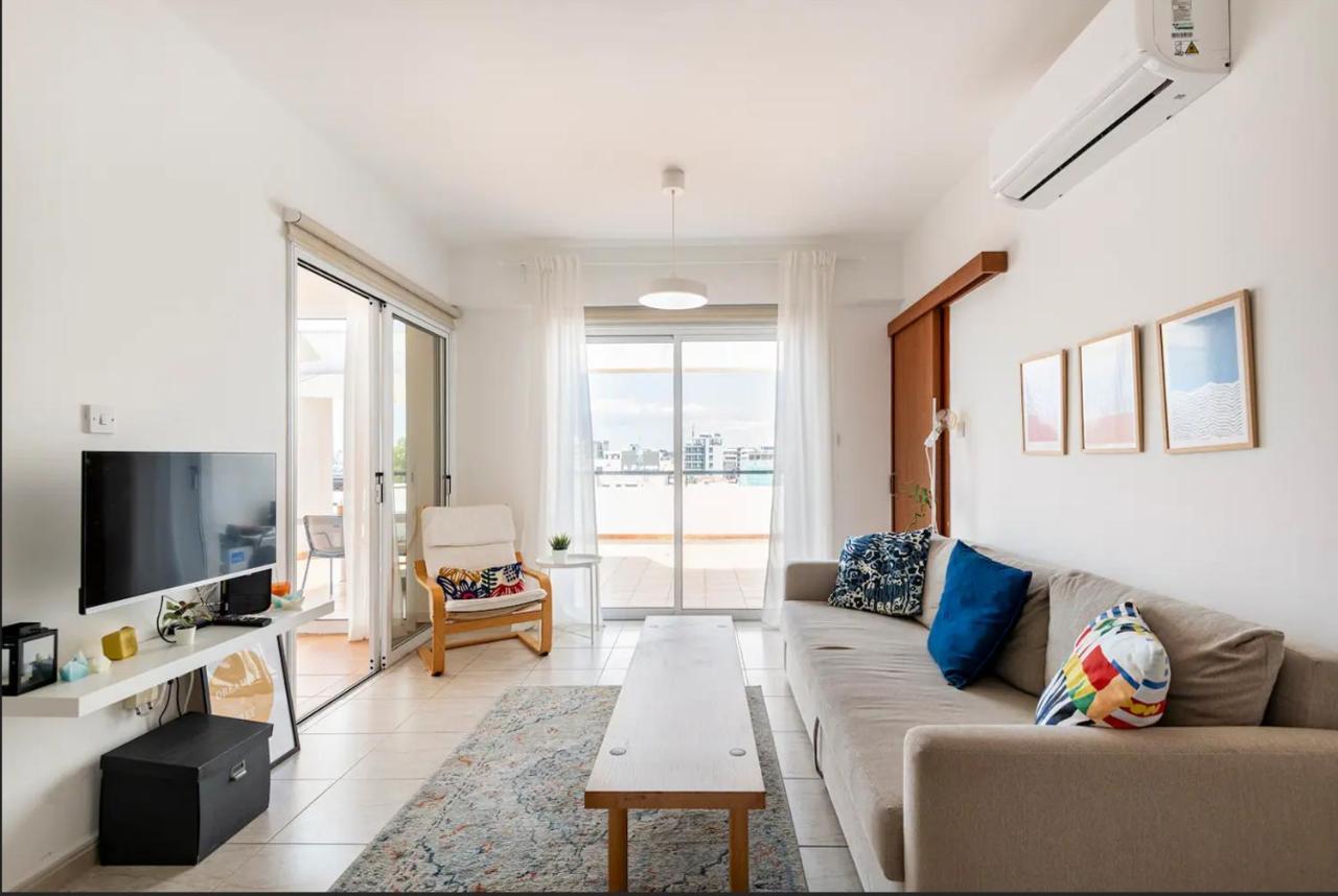 Top Floor Apartment City Center