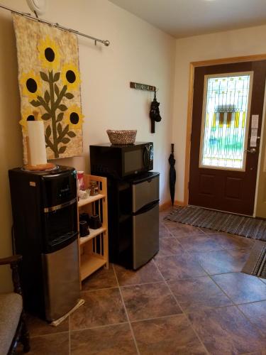 Glacier Creek Lodging - photo 12