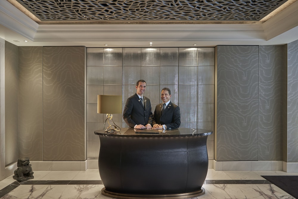 Concierge desk