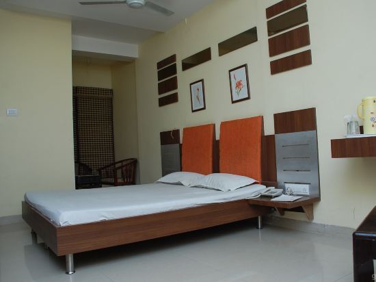 Hotel Jindal — Neemuch — photo 5