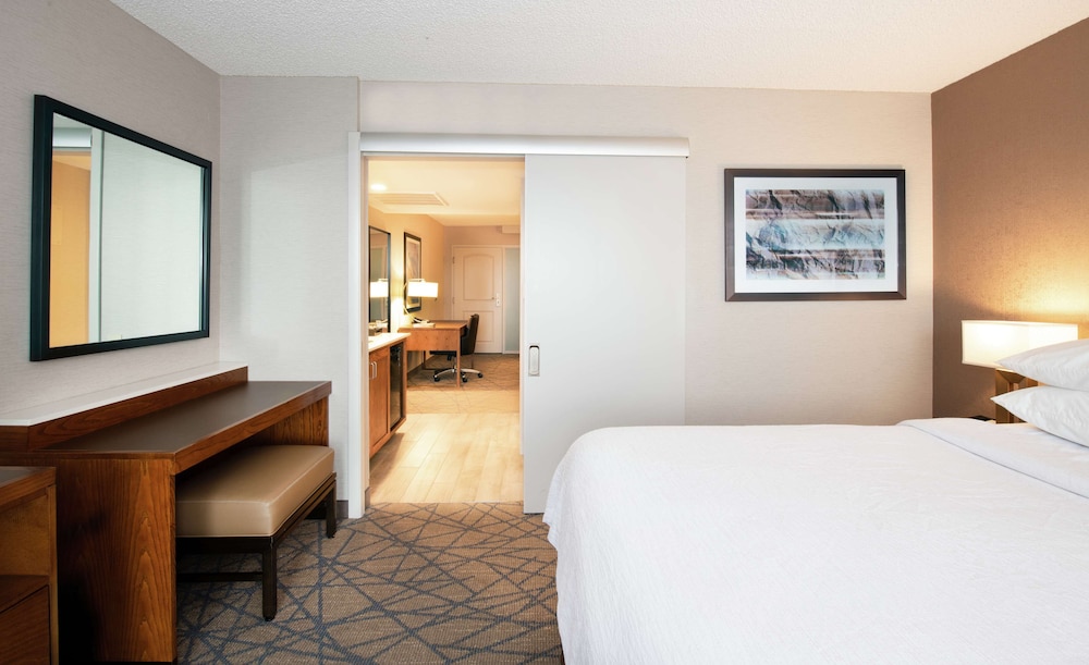 Embassy Suites by Hilton Colorado Springs - photo 22