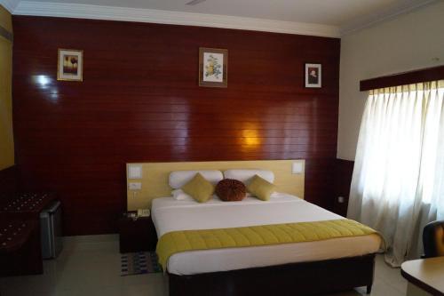 Hotel Badami Court in Badami, India