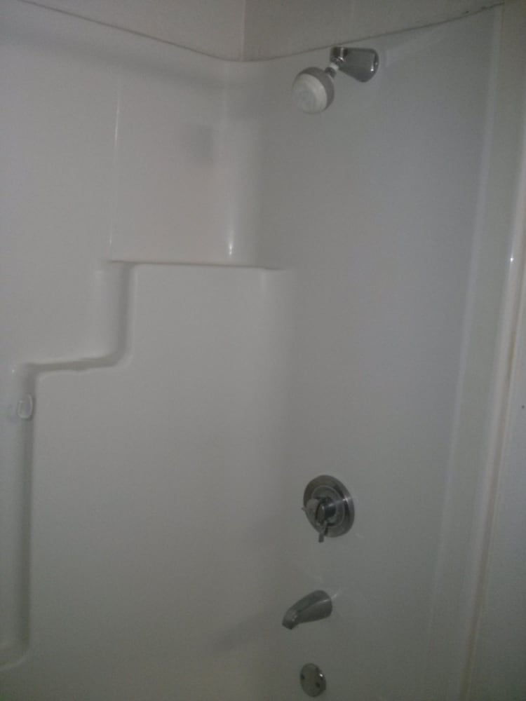 ValuStay Inn and Suites - photo 16