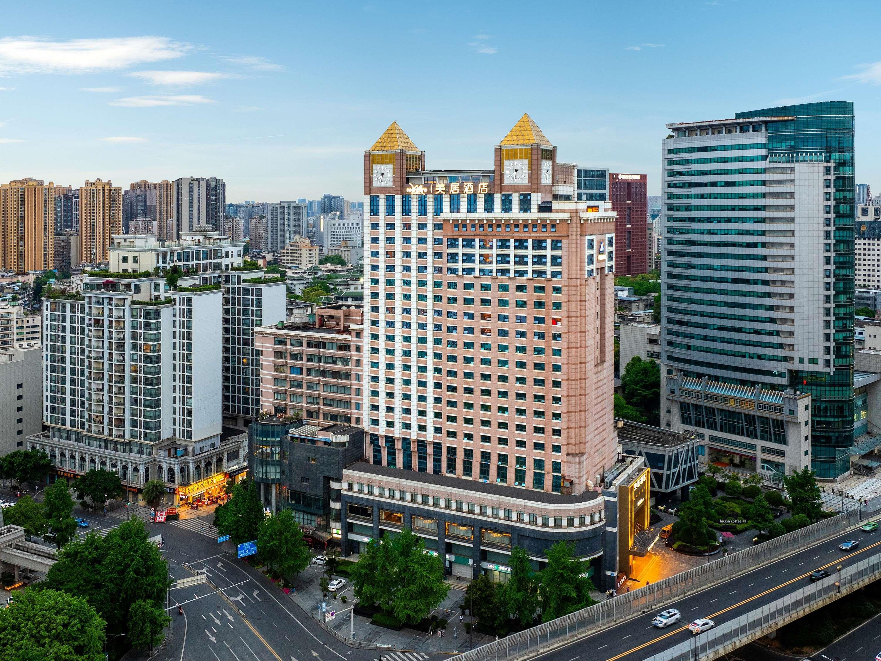 Mercure Chengdu Tianfu Square — 4-Star Luxury Hotel in Chengdu, People's Republic of China