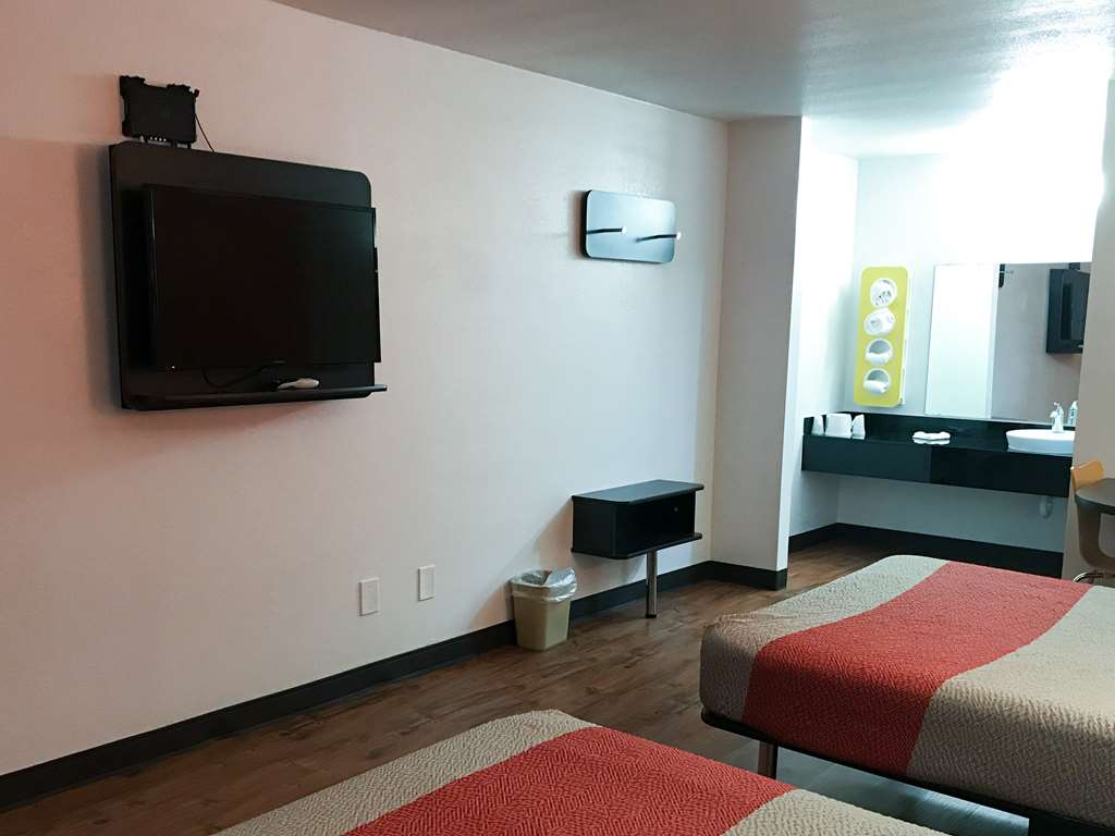 Motel 6 Bremen GA - photo 10