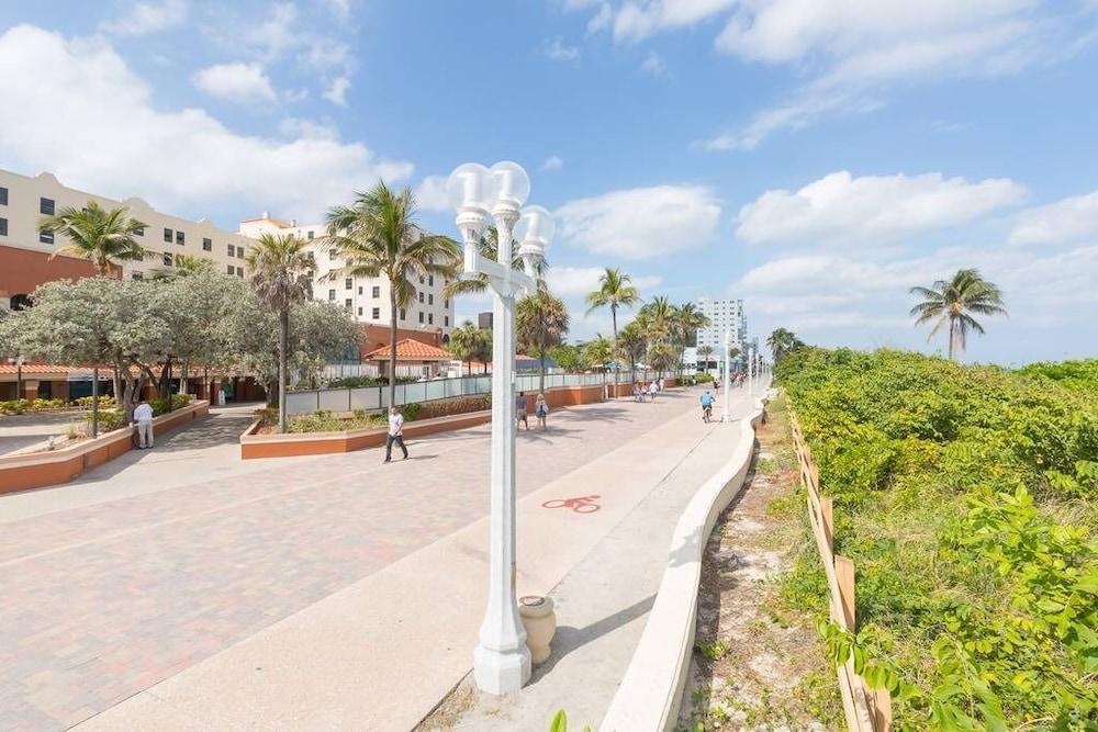 421 Studio Apartment Hollywood Beach Resort - photo 21