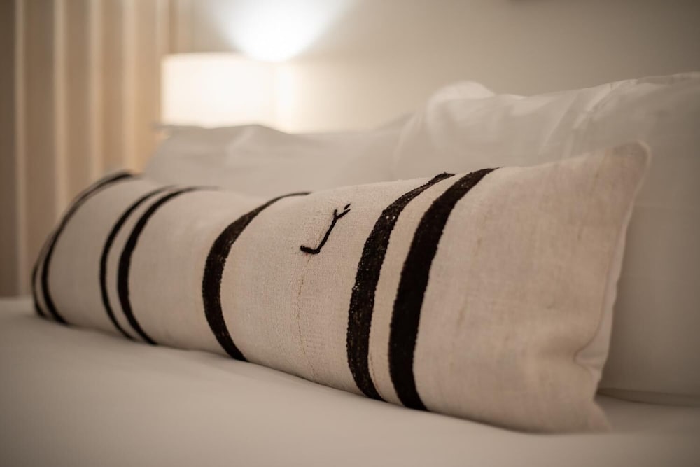 The Pearl Hotel — 4-Star Luxury Hotel in San Diego, United States