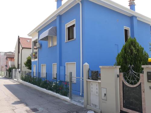 Casa Azzurra Zona Bau Bau Beach — 4-Star Luxury Hotel in Lido Di Jesolo, Italy