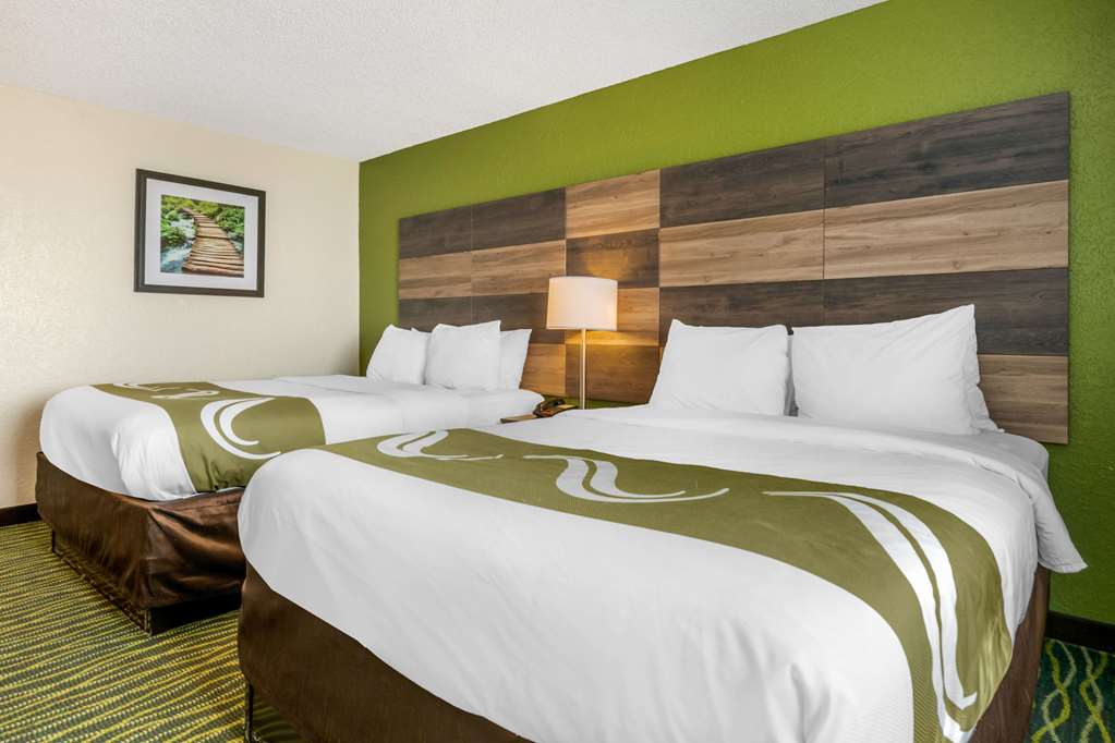 Quality Inn & Suites Leesburg Chain of Lakes - photo 16