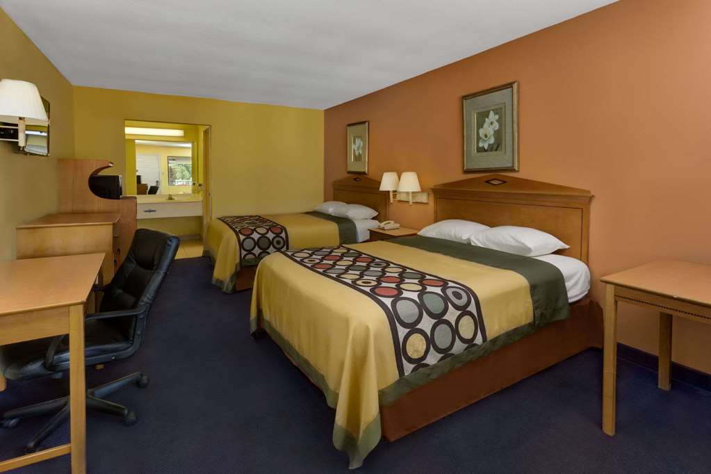 Super 8 by Wyndham Breaux Bridge - photo 11