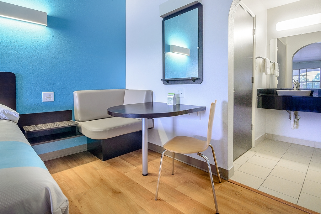 Motel 6 Canton TX - photo 10