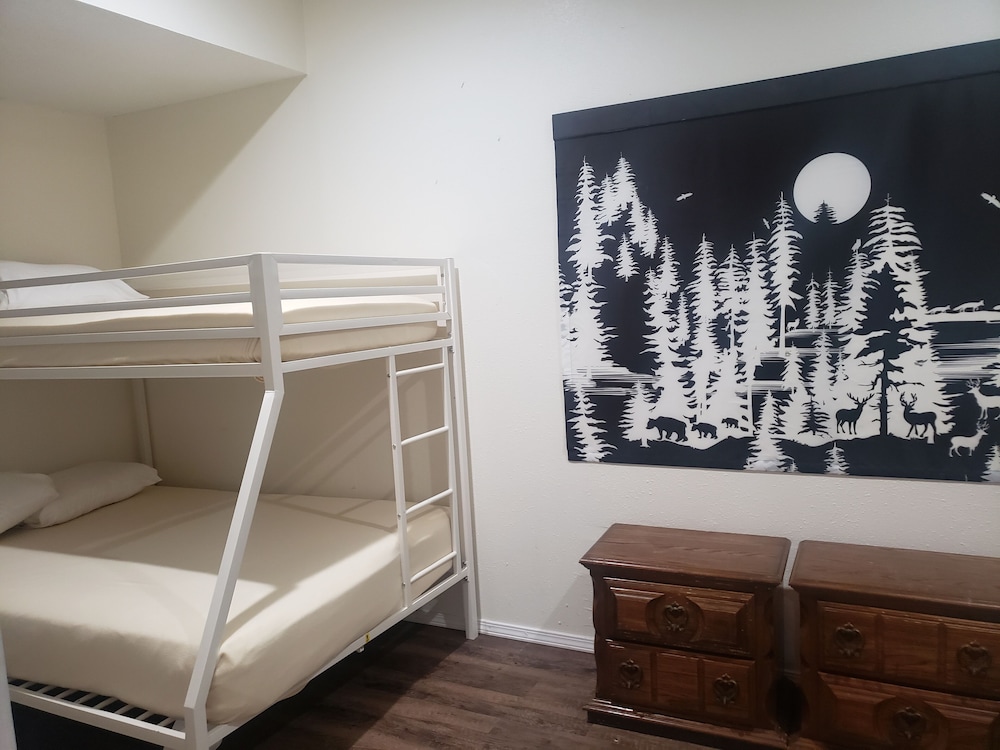 Branson King Resort and Suites - photo 33