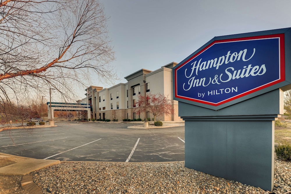 Hampton Inn & Suites St. Louis Edwardsville - photo 73