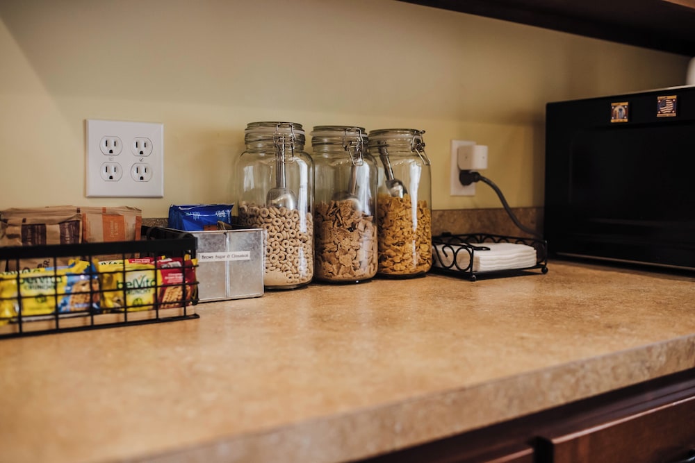 Grand Lux Inn - photo 39