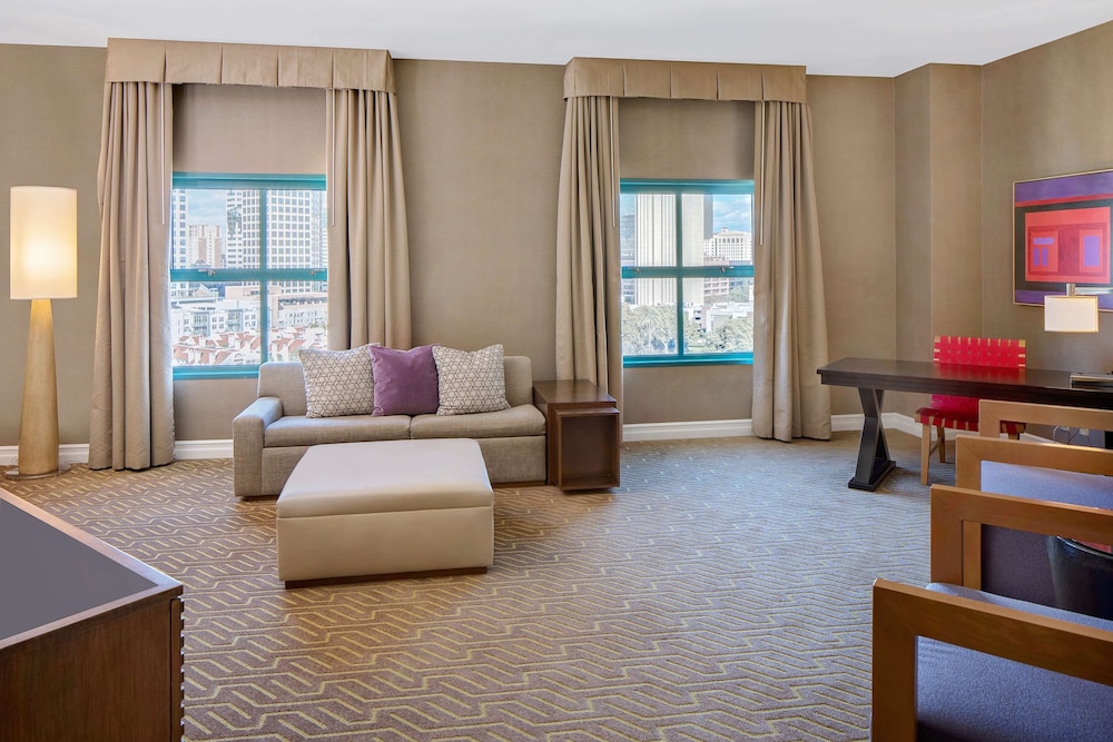 Embassy Suites by Hilton San Diego Bay Downtown - photo 14
