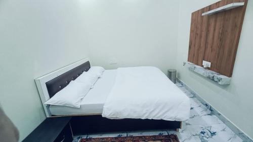 Hotel Keshav Kunj - last minute hotel in Ajodhya