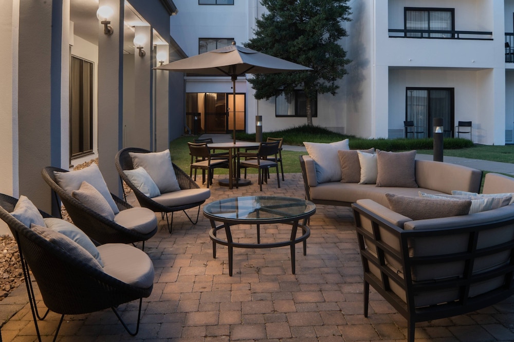 Courtyard by Marriott Memphis East Park Avenue - photo 28