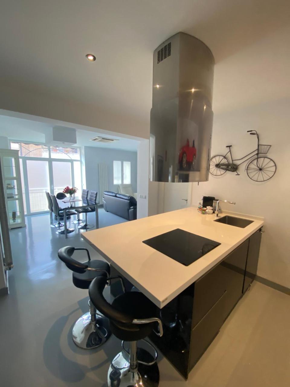 Apartamento En Madrid Rio — 4-Star Luxury Hotel in Madrid, Spain