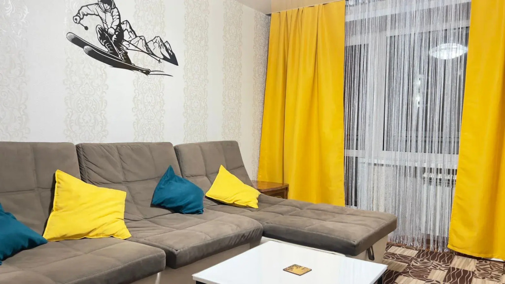 Flat Uyutnaya Kvartira V Tsentre in Sheregesh, Russia