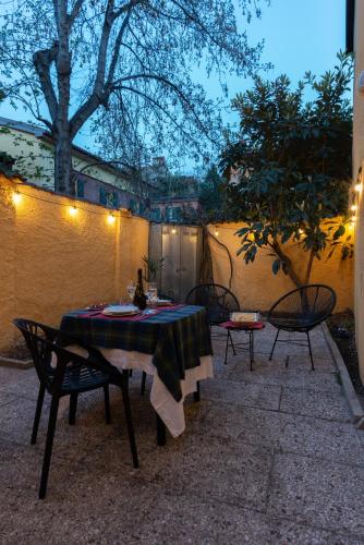 Giardino dell'Apollonia fra 2 Torri e Sant'Orsola — 4-Star Luxury Hotel in Bologna, Italy