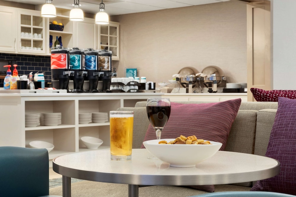 Homewood Suites by Hilton Fargo - photo 34