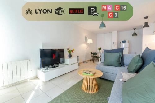 T2 Confort Lyonnais Metro Republique Garage Ferme in Villeurbanne, France