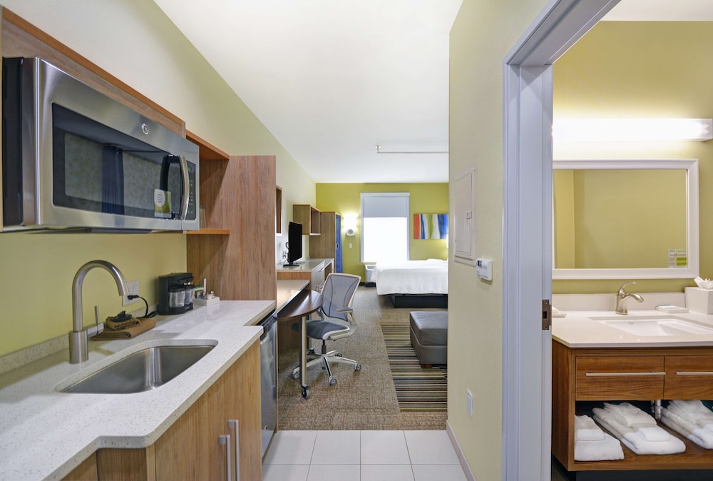 Home2 Suites by Hilton Dallas DeSoto - photo 11