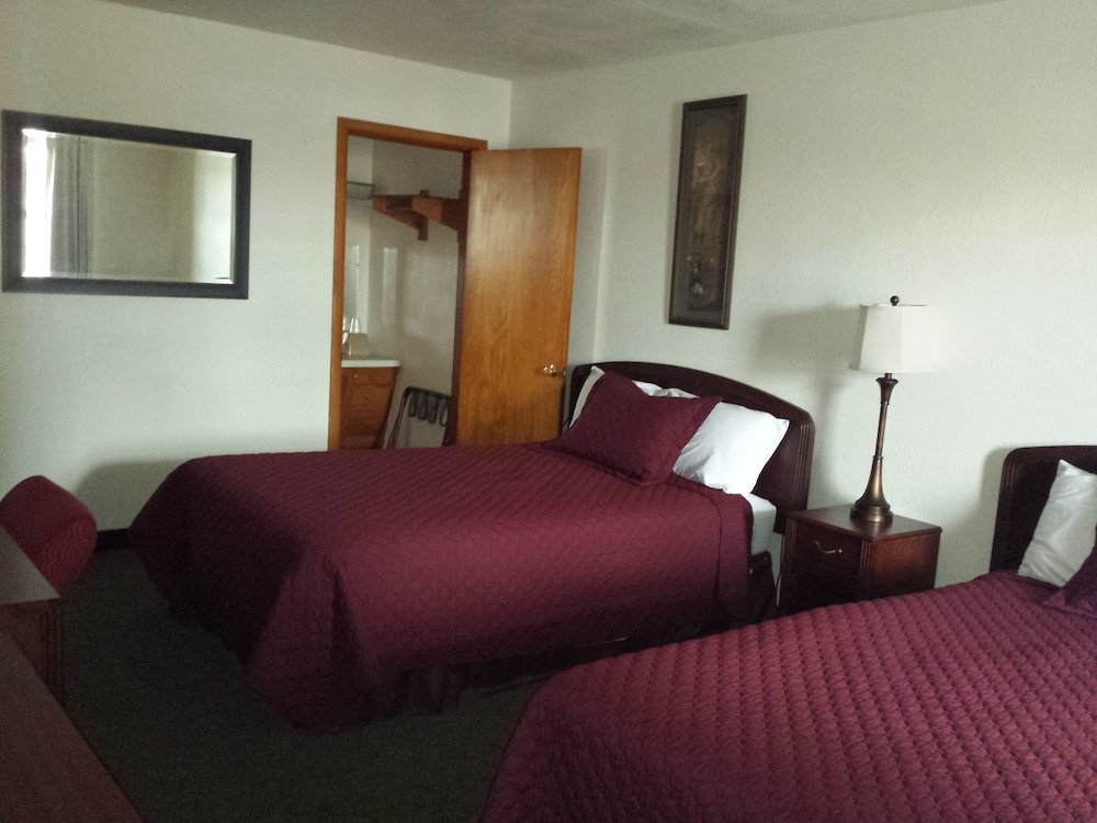 West Plains Motel - photo 15