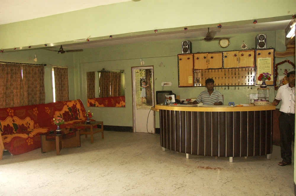 Hotel Deepak — Diamond Harbour — photo 4