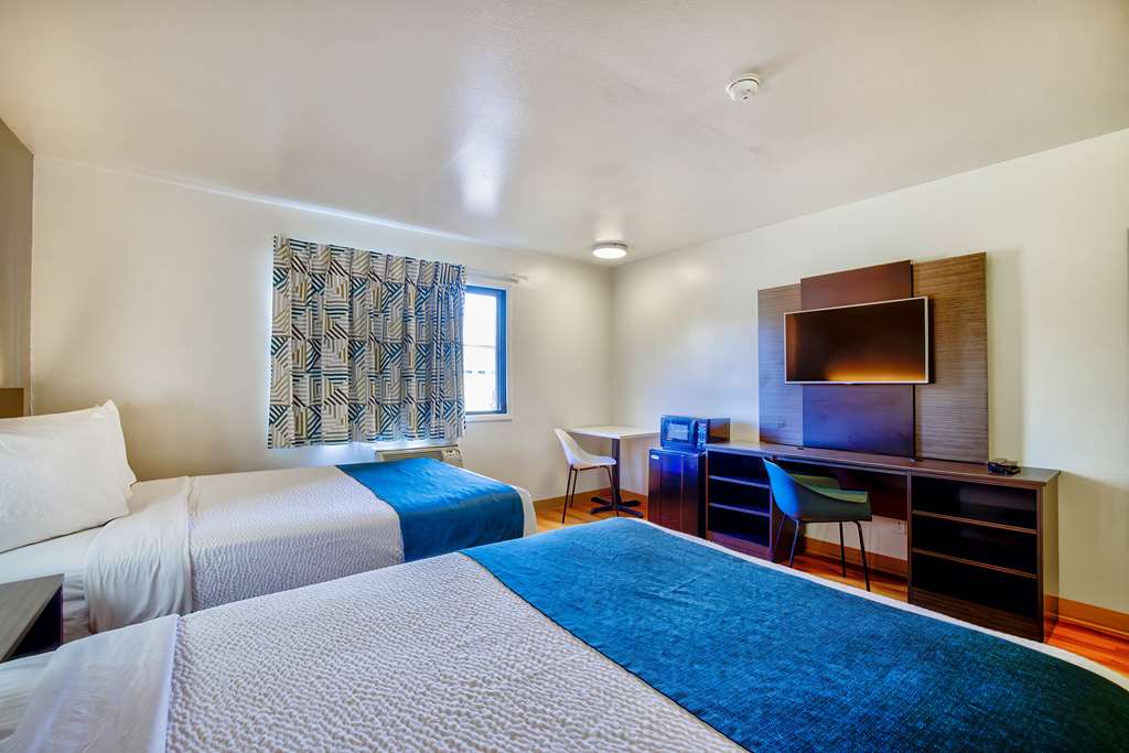 Motel 6 Duluth MN - photo 19