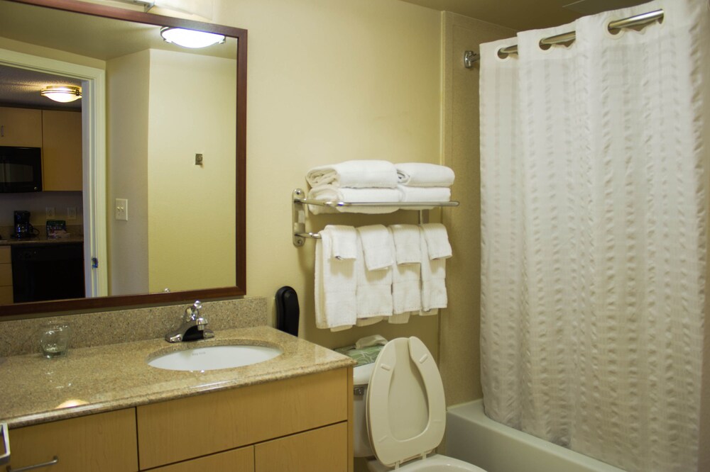 Candlewood Suites Wilson by IHG - photo 21